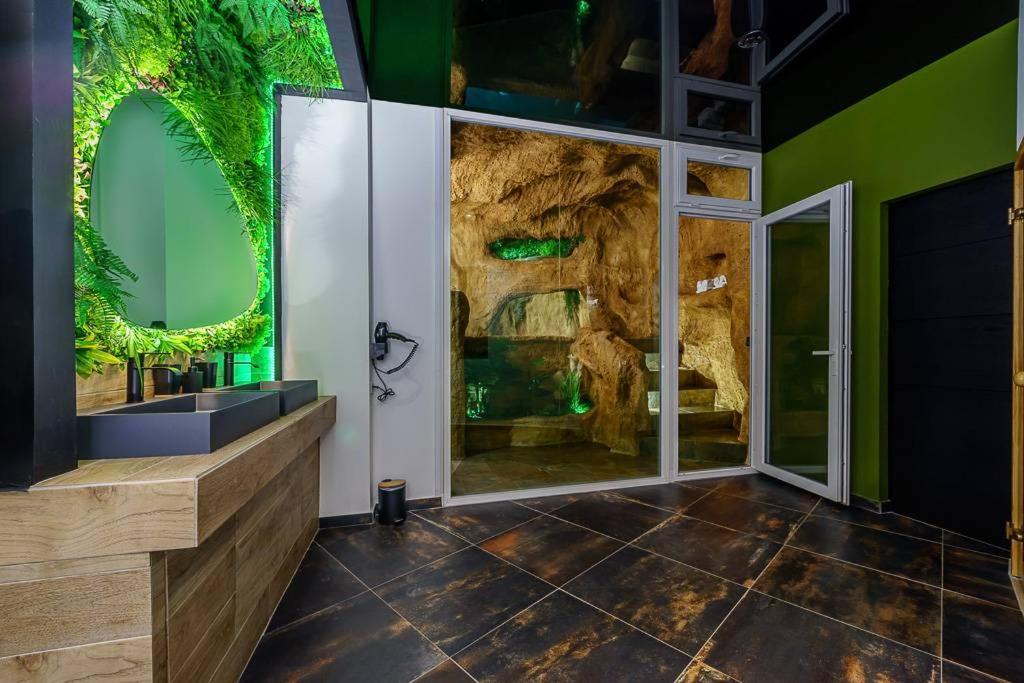 Evasion Antillaise Hotel Marseille Exterior photo